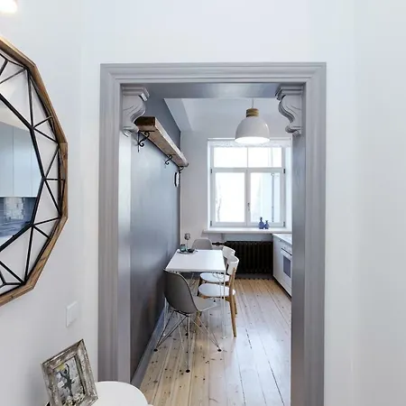 Apartment Center Terbatas Street Apt. + Free Parking Riga